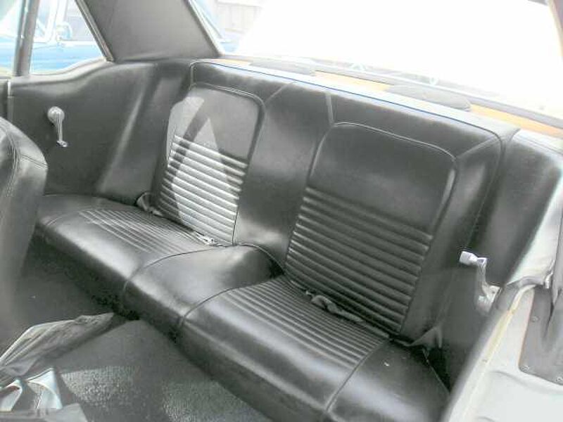 Ford Verkauft : Mustang Coupe V8 Automatic