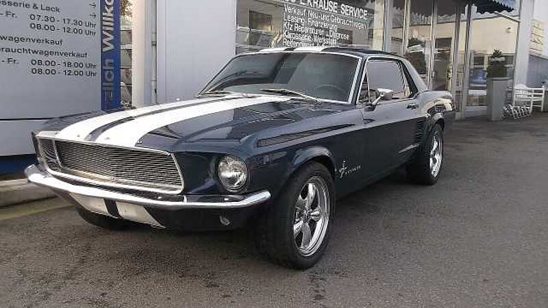 Ford Verkauft : Mustang Coupe V8 1967 Schaltwagen