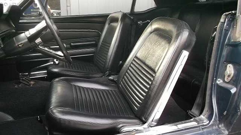 Ford Verkauft : Mustang Coupe V8 1967 Schaltwagen