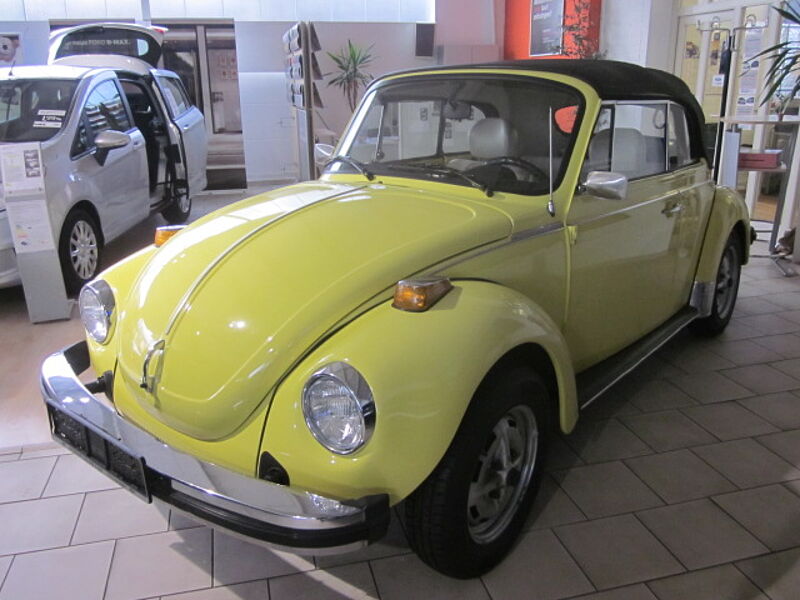 Volkswagen Verkauft : Käfer 1303 Cabrio 1979 limonengelb
