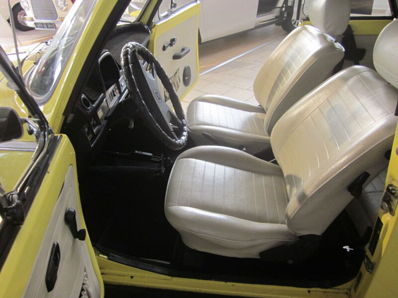 Volkswagen Verkauft : Käfer 1303 Cabrio 1979 limonengelb