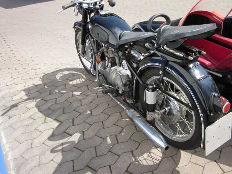 BMW Verkauft : R 25/3 Gespann