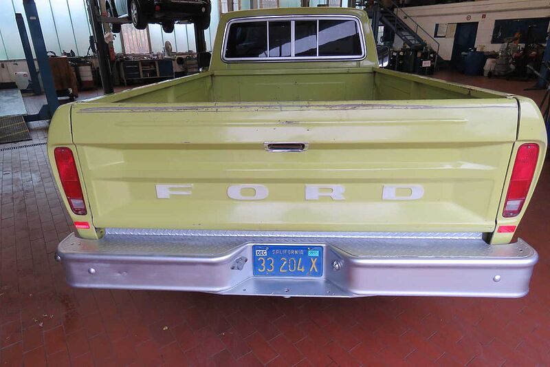 Ford Verkauft : F100 Pick up 1974 Custom V8 Automatic/TÜV