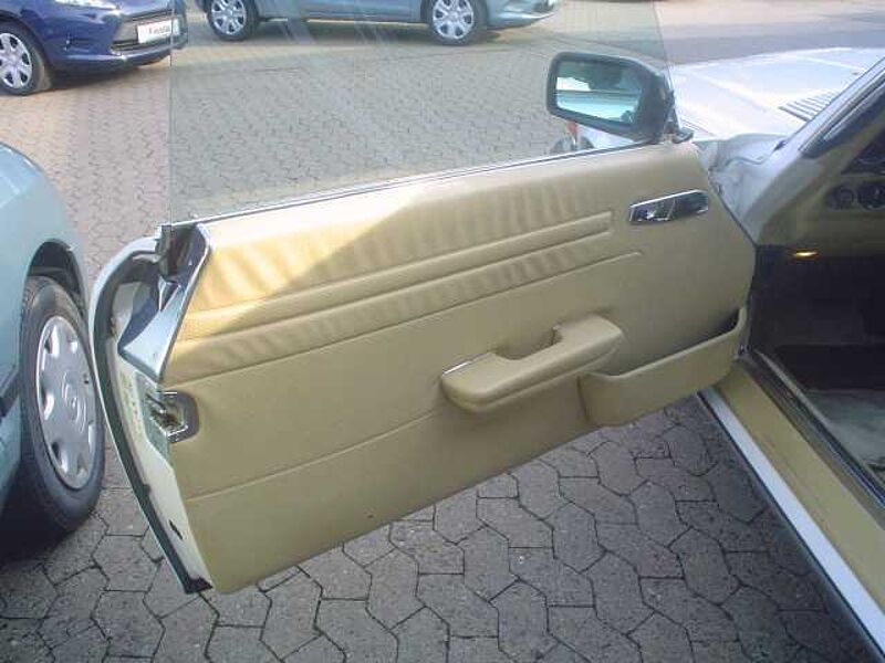 Mercedes-Benz Verkauft : 380 SL W107 Roadster V8 Automatic