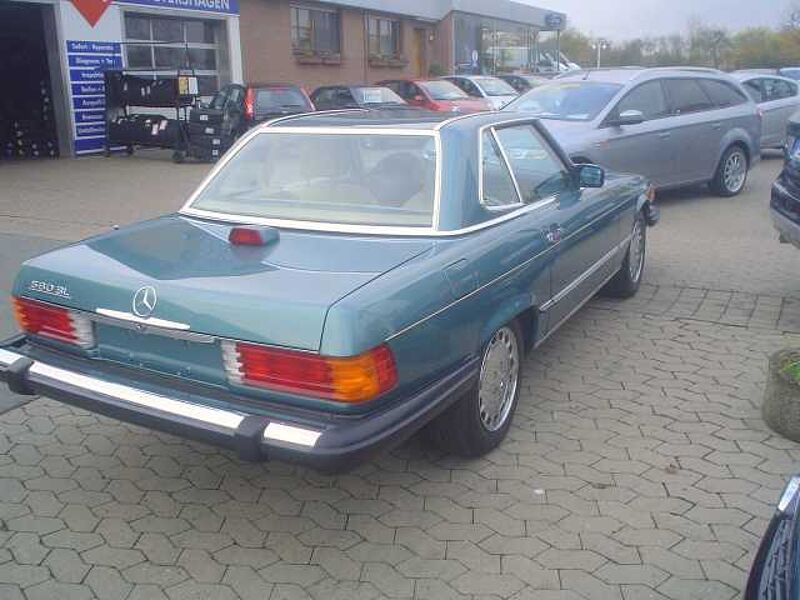 Mercedes-Benz Verkauft : 560 SL W107 Roadster Cabrio V8