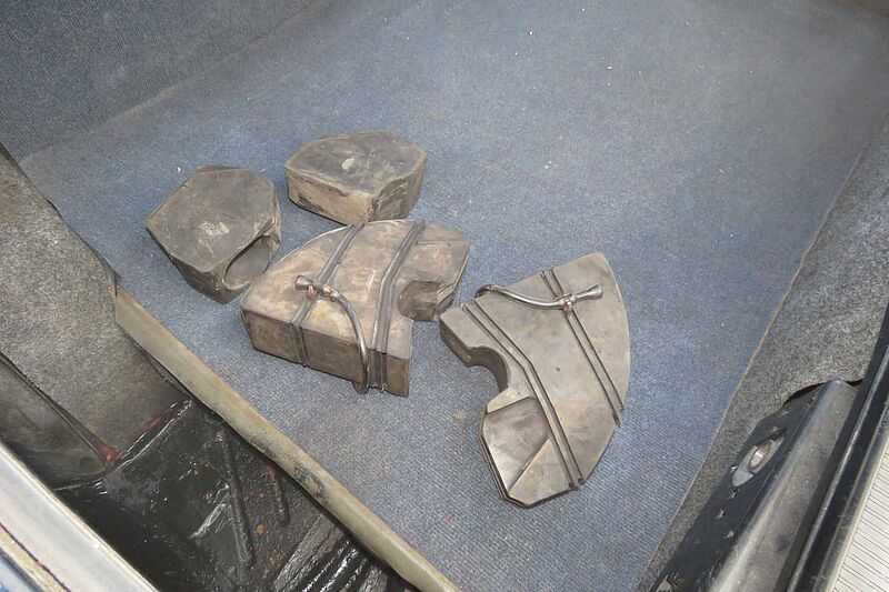 Mercedes-Benz Verkauft : W 116 450 SEL 6.9 V8 Automatic / Klima