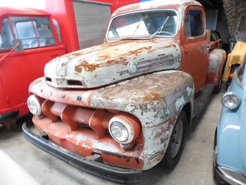 Ford Verkauft : Pickup F1 1952 V8 Flathead  Pick up / Kalifornien / sehr gutes Blech