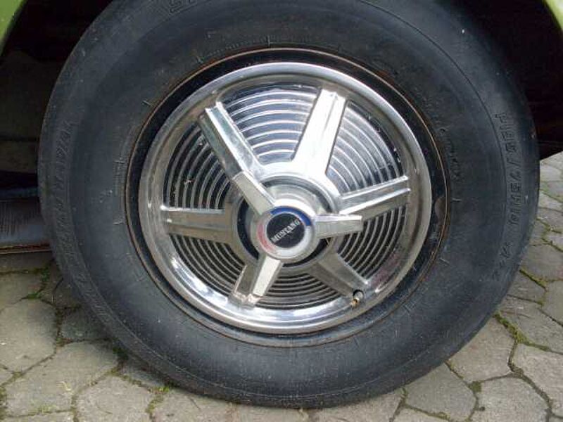 Ford Verkauft : Mustang Coupe 4,7 V8 Automatic