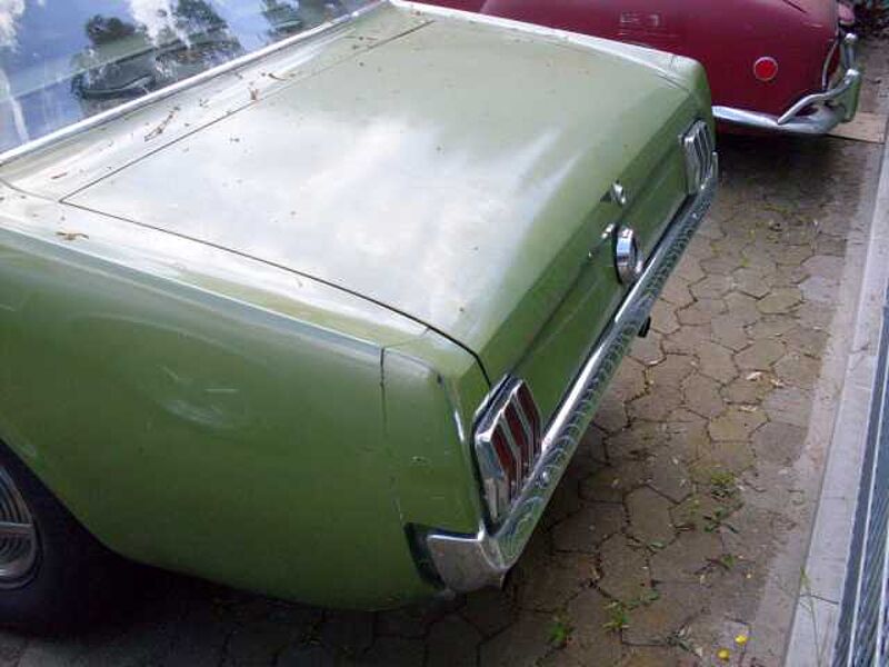 Ford Verkauft : Mustang Coupe 4,7 V8 Automatic