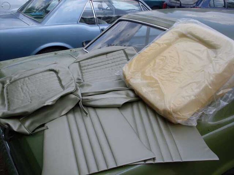 Ford Verkauft : Mustang Coupe 4,7 V8 Automatic