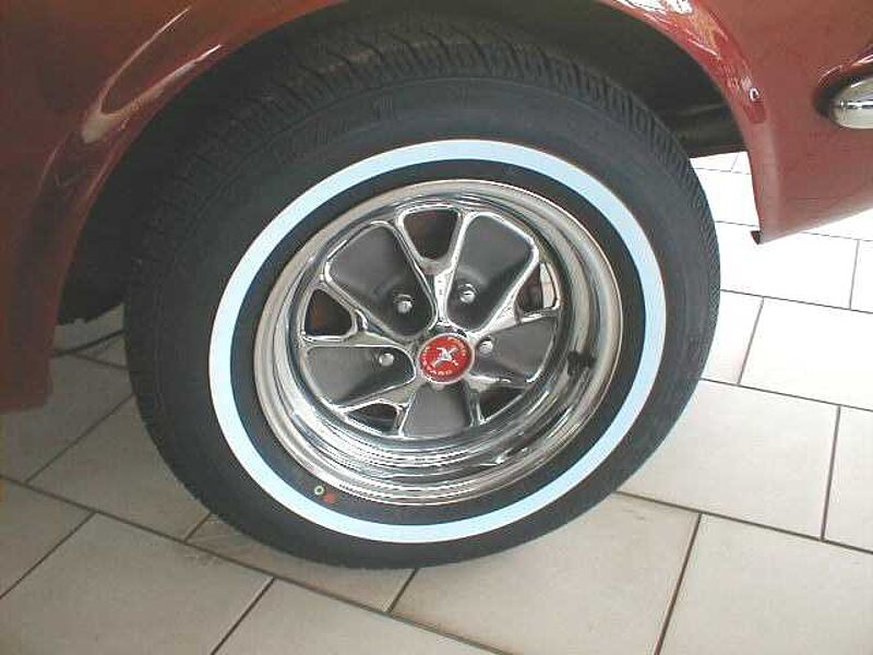 Ford Verkauft : Mustang 1965 V8 Coupe, Automatic