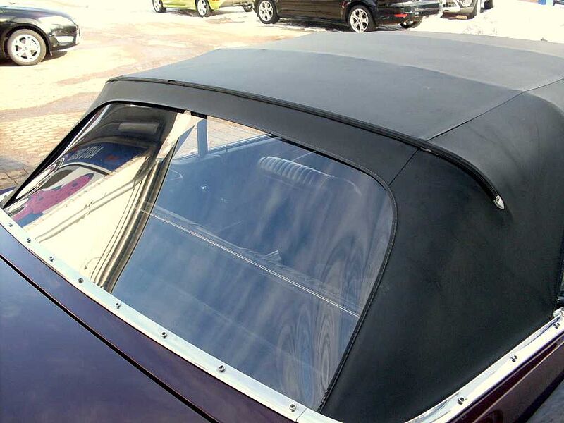 Ford Verkauft : Mustang V8 Cabrio 1965 / elektr. Dach, Ponyinterieur