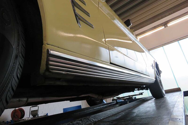 Ford Verkauft : Mustang Coupe 4.7 V8 Automatic