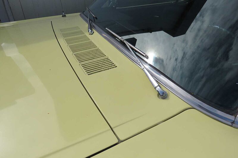 Ford Verkauft : Mustang Coupe 4.7 V8 Automatic