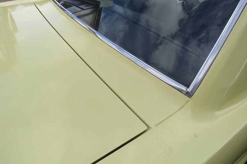 Ford Verkauft : Mustang Coupe 4.7 V8 Automatic