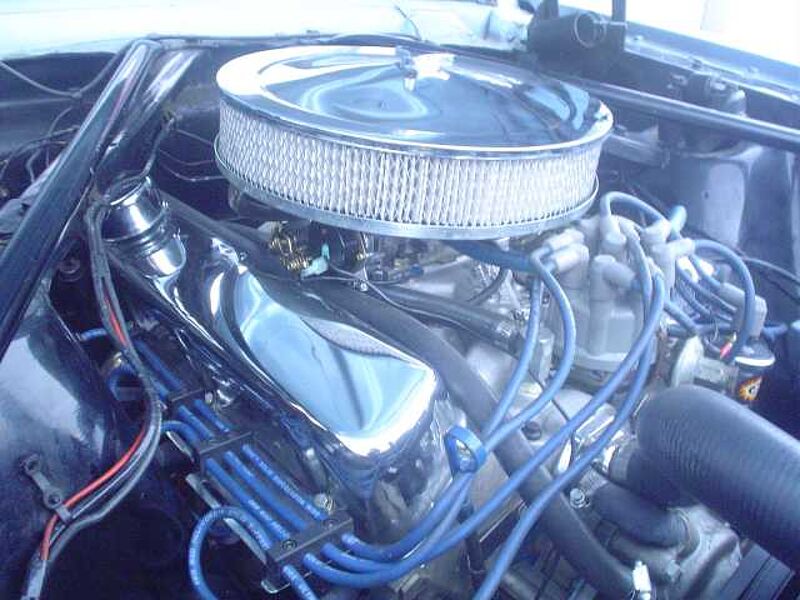 Ford Verkauft : Mustang Cabrio V8 1966 elektr. Verdeck, 4-fach Vergaser