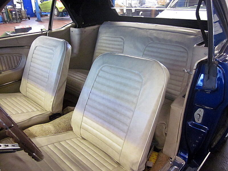 Ford Verkauft : Mustang 1966 V8 Cabrio Automatic / elektr. Verdeck / Black Plate