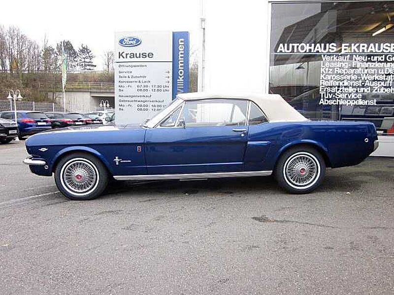Ford Verkauft : Mustang 1966 V8 Cabrio Automatic / elektr. Verdeck / Black Plate