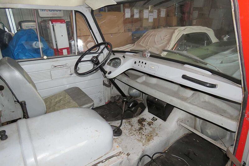 Ford Verkauft : Taunus Transit TT 1500 Koffer