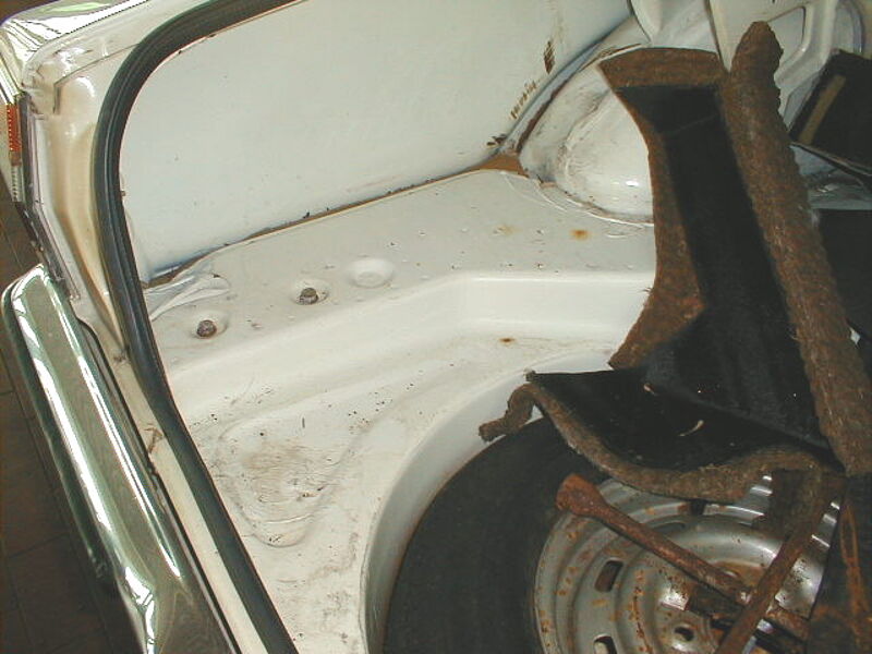 Ford Verkauft : Taunus 1.6 L Lim. 2-türig Automatic