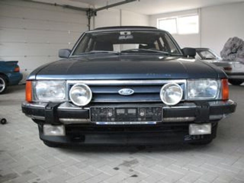 Ford Verkauft : Granada Ghia Turnier 2,8i Automatic/KLima, AHK
