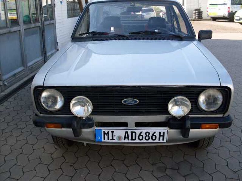 Ford Verkauft : Escort 1,3 L Avus/ H- Zulassung, TüV Neu