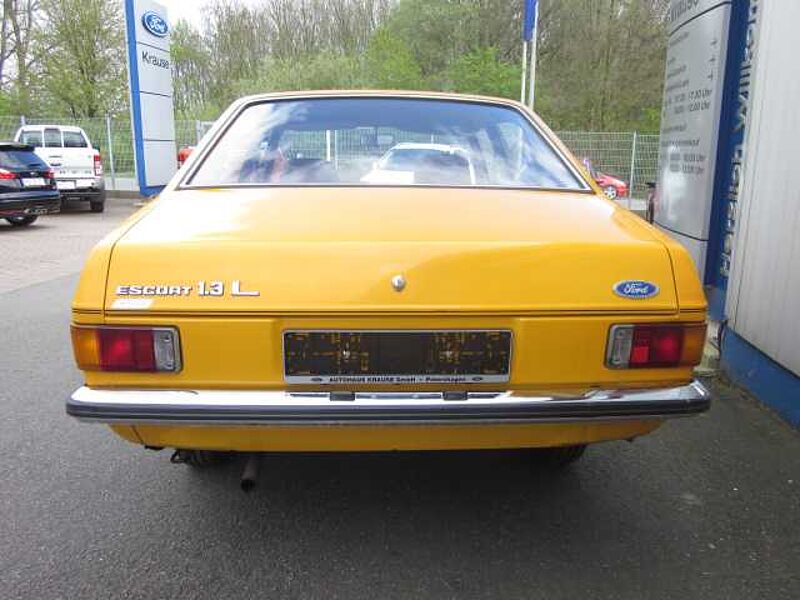 Ford Verkauft : Escort 1.3 L Automatic / 1. Hdn. erst 33 TKM