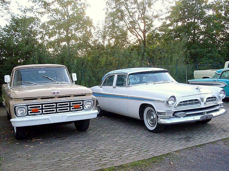 Chrysler VERKAUFT : New Yorker 1955 de Luxe 5.5 Ltr. Hemi-V8, Filmauto in 'Der Vorleser'mit Kate Winslet