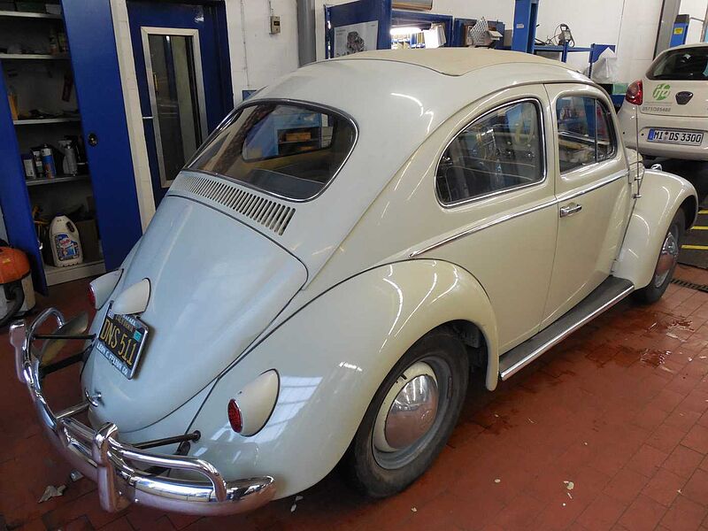 Volkswagen Verkauft : Käfer 1960 Faltdach / 1. Hdn. / Black Plate