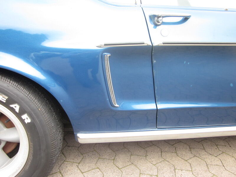Ford Verkauft : Mustang Cabrio 1968 V8 Automatic/elektr. Dach/Klima