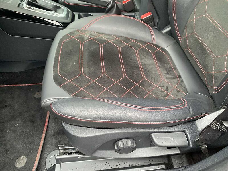 Ford Puma Hybrid Automatic ST-LINE X Matrix LED