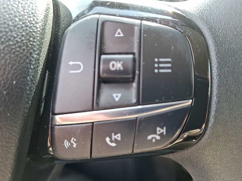 Ford Fiesta 1.1 Cool & Connect 63kw LM