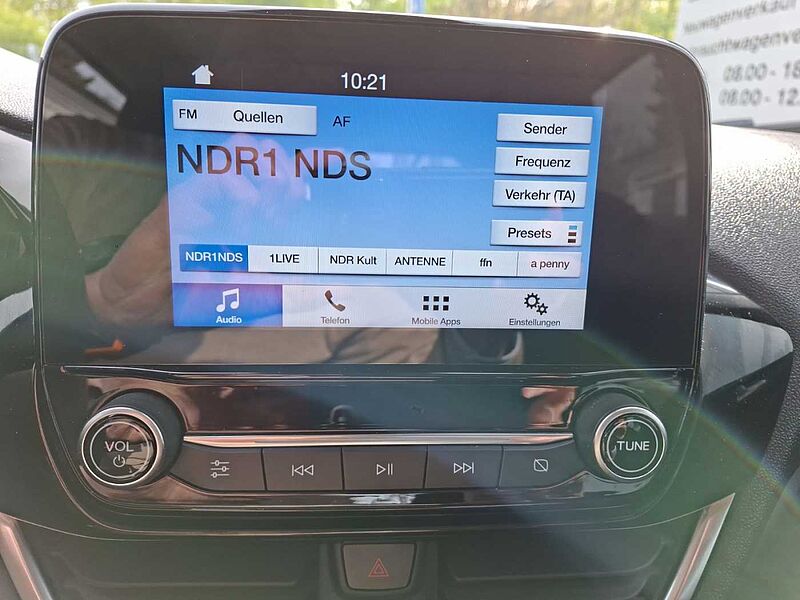 Ford Fiesta 1.1 Cool & Connect 63kw LM