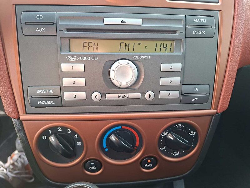 Ford Fiesta Style 3-türig Klima