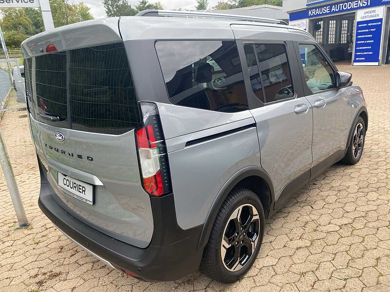Ford Tourneo Courier Automatic Active