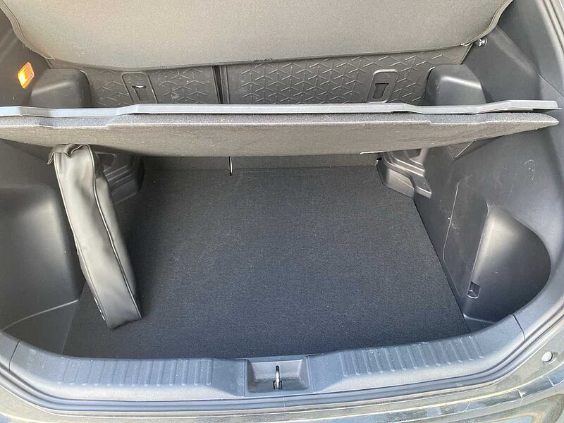 Toyota Yaris Cross Automatic Hybrid 11TKM