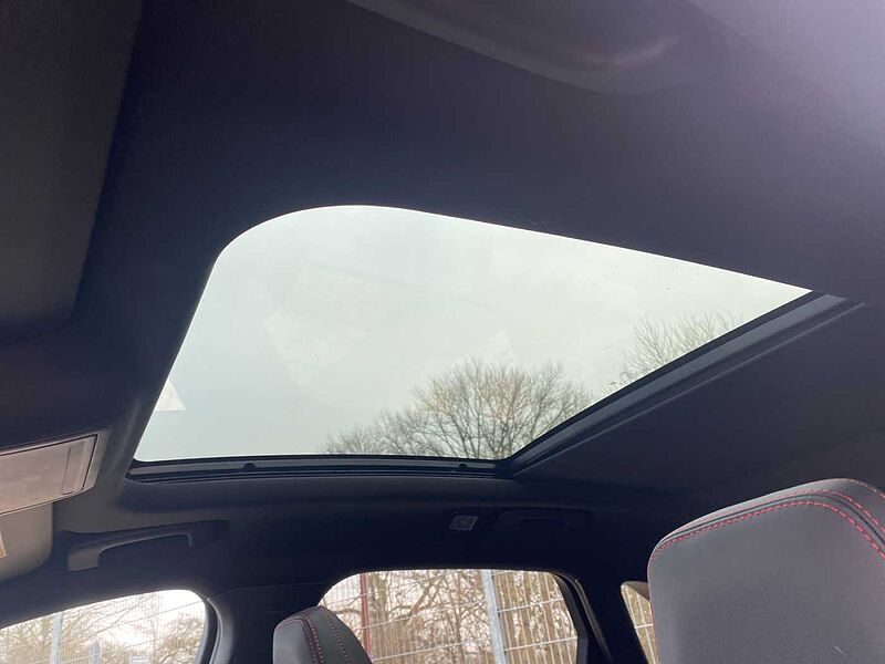 Ford Kuga 1.5 ST-Line X  Pano AHK B&O