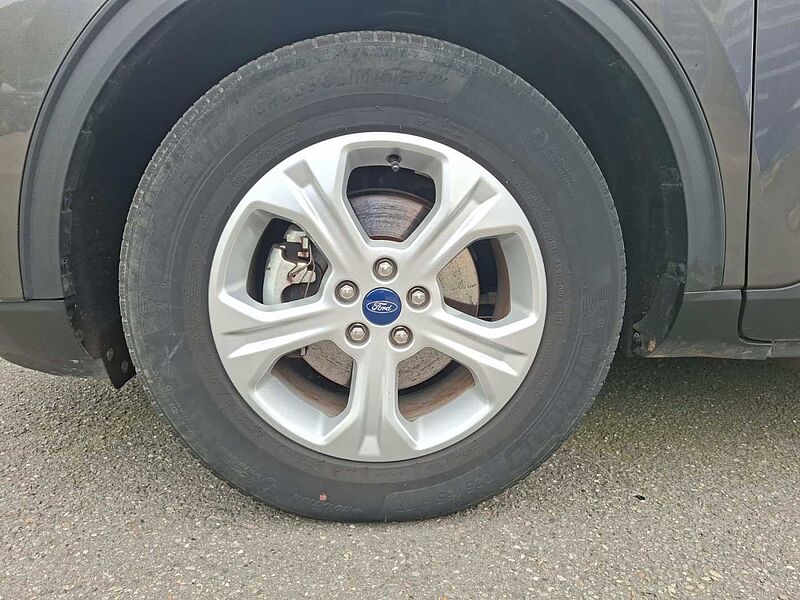 Ford Kuga Cool & Connect Navi WiPa Allseason
