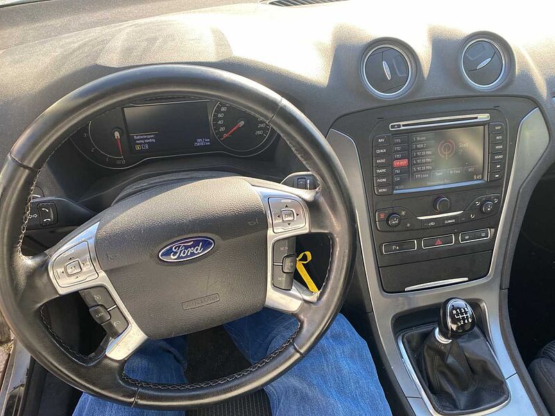 Ford Mondeo Titannium 2.0 TDCI Turnier 1. Hdn. AHK