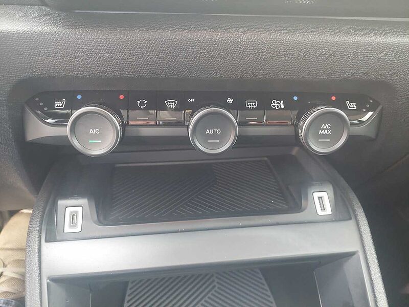 Citroen C4 1.2 PureTech 130 Plus#NAVI#RFK#1.Hand