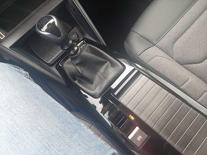 Citroen C4 1.2 PureTech 130 Plus#NAVI#RFK#1.Hand