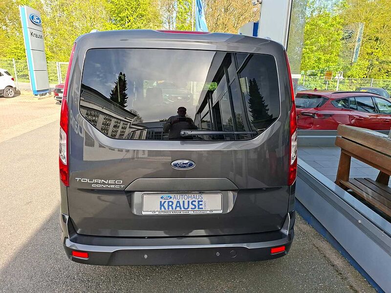Ford Connect Grand Tourneo Titanium AHK Pano