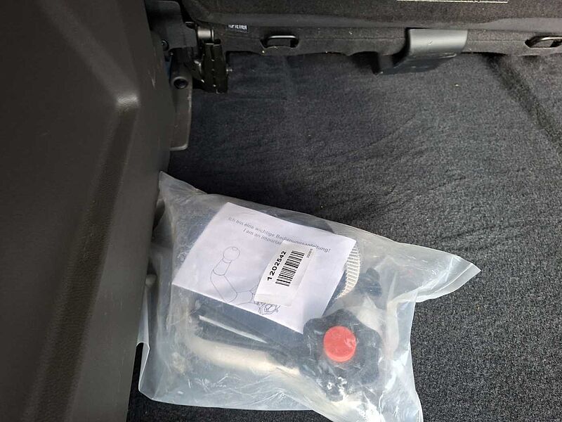 Ford Connect Grand Tourneo Titanium AHK Pano