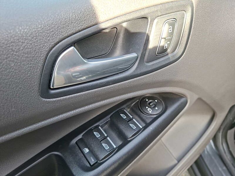 Ford Connect Grand Tourneo Titanium AHK Pano