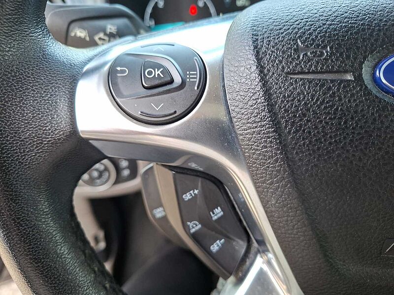 Ford Connect Grand Tourneo Titanium AHK Pano