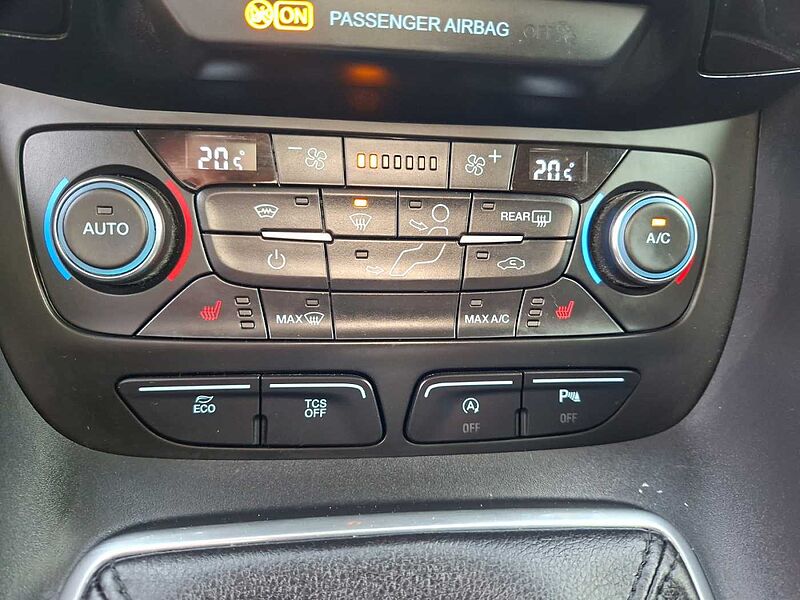 Ford Connect Grand Tourneo Titanium AHK Pano