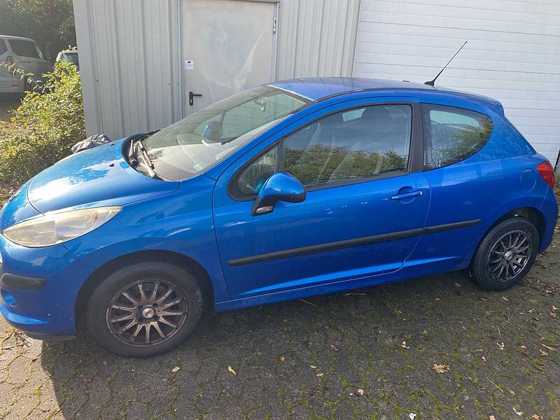 Peugeot 207 3-t&uuml;rig Klima ZV Servo