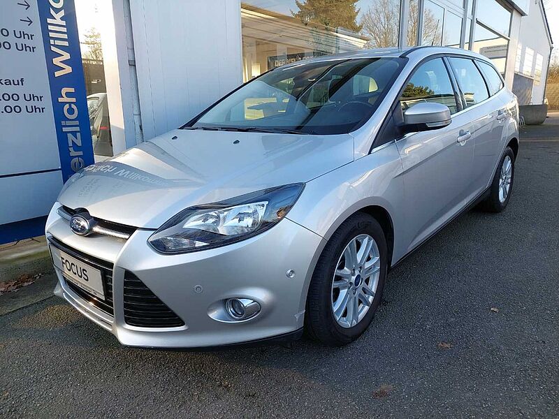 Ford Focus Titanium AHK 134KW 1.Hand