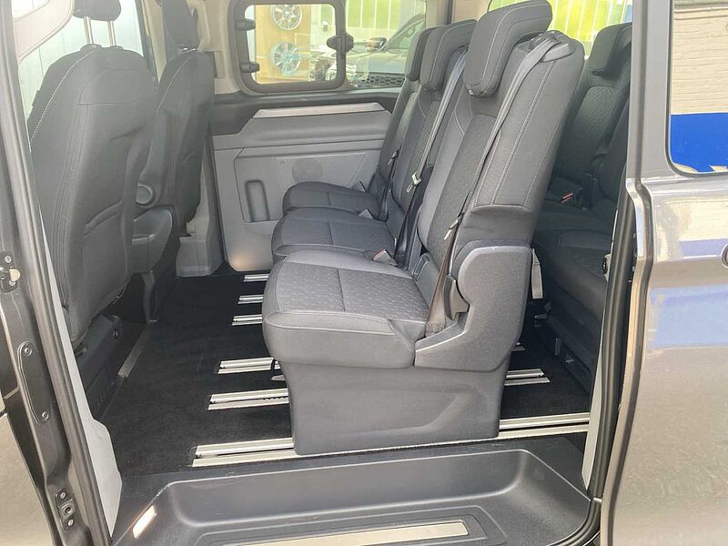 Ford Custom 320 L1 Titanium AHK 2.5 to.