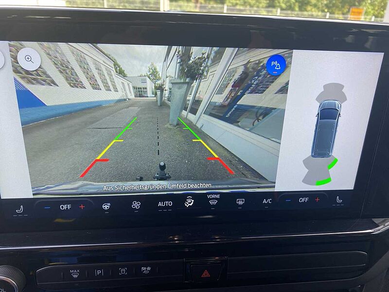 Ford Custom 320 L1 Titanium AHK 2.5 to.